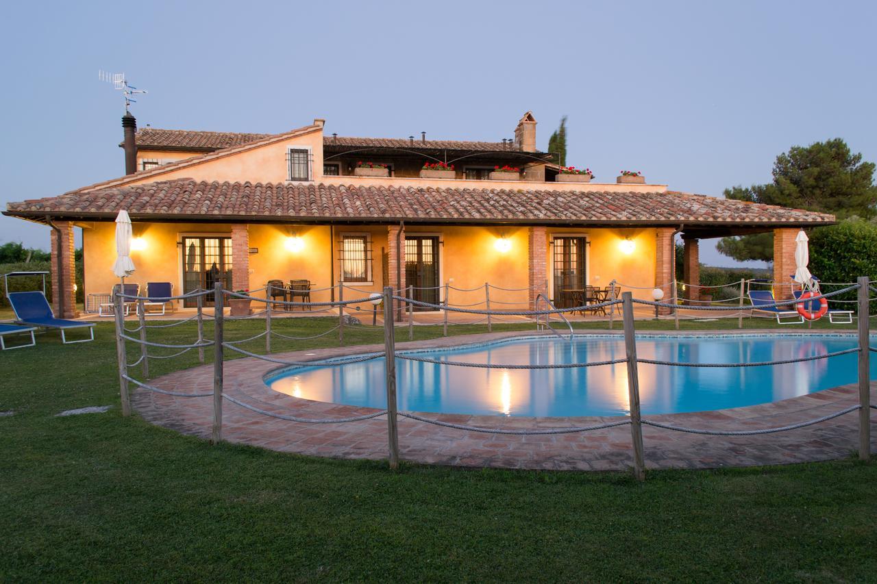 Agriturismo Poggio Delle Conche Pitigliano Exteriör bild